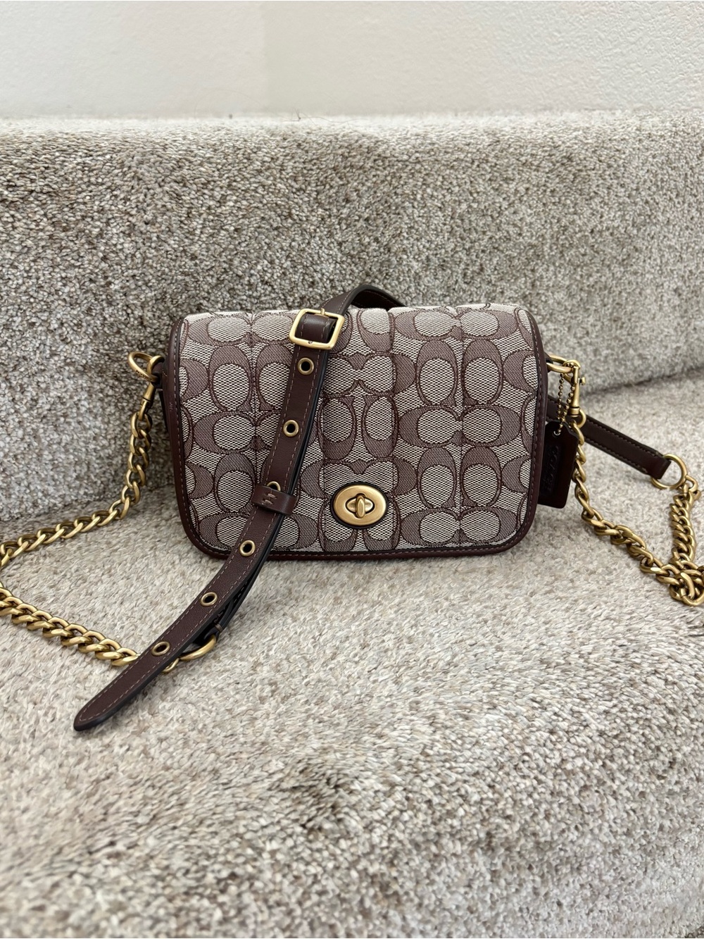 Coach Dinky 18 In Signature Jacquard Witn Quilting Crossbody Bag